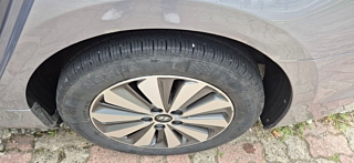 HYUNDAI GRANDEUR HG HYBRID 2016