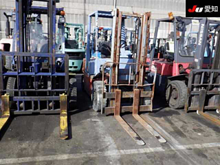 NISSAN FORKLIFT EH02
