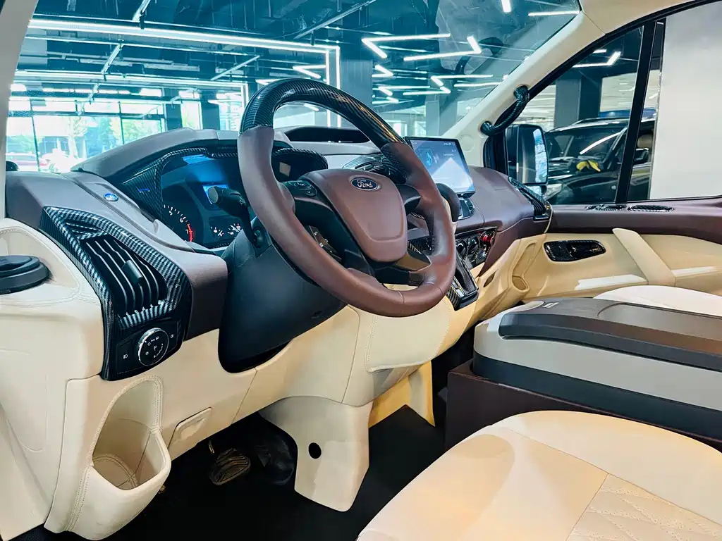 FORD TRANSIT 2022