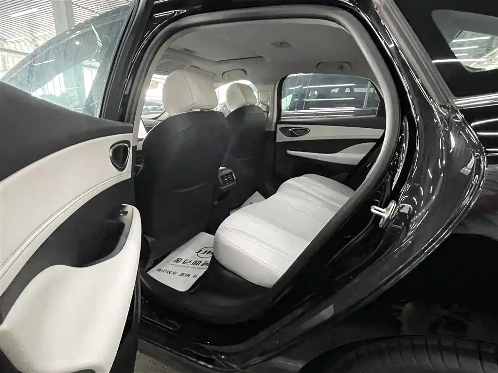 BYD SEAL 05 DM-I 2025
