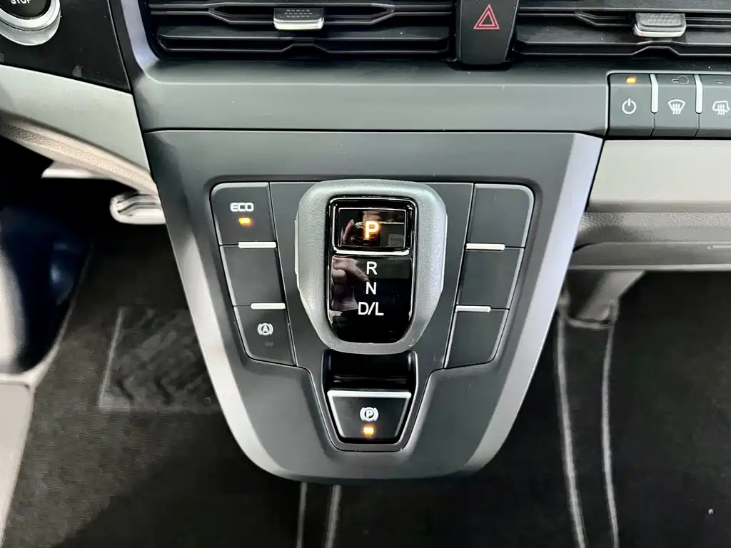 FORD TRANSIT 2024