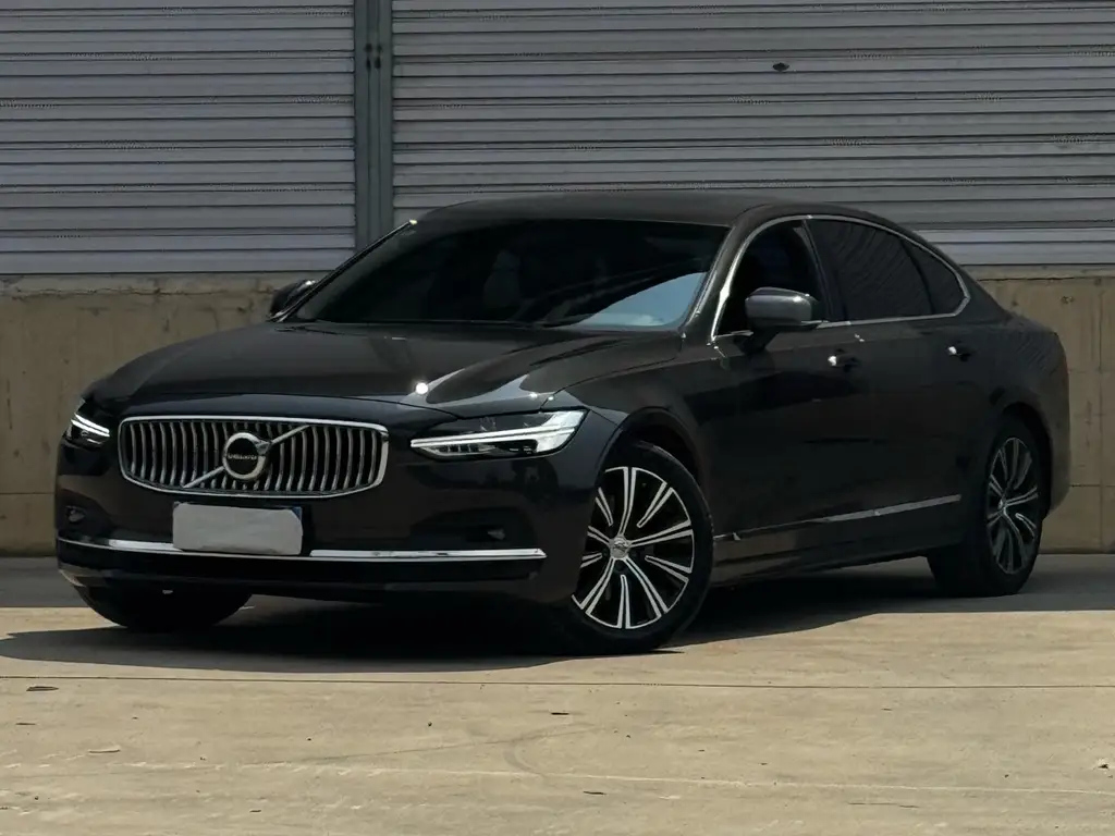 VOLVO S90 2021