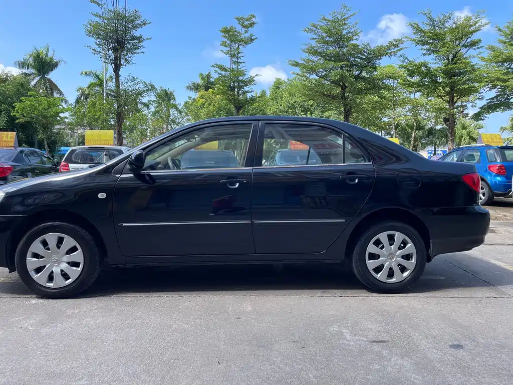 TOYOTA COROLLA 2010