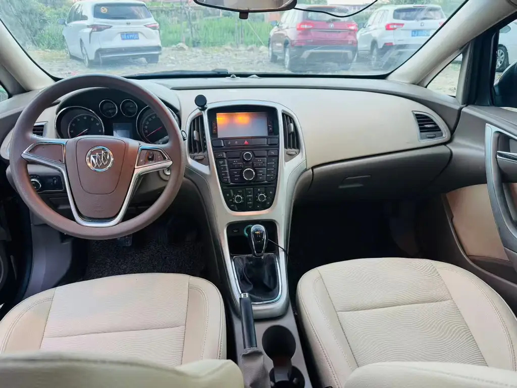 BUICK EXCELLE 2013