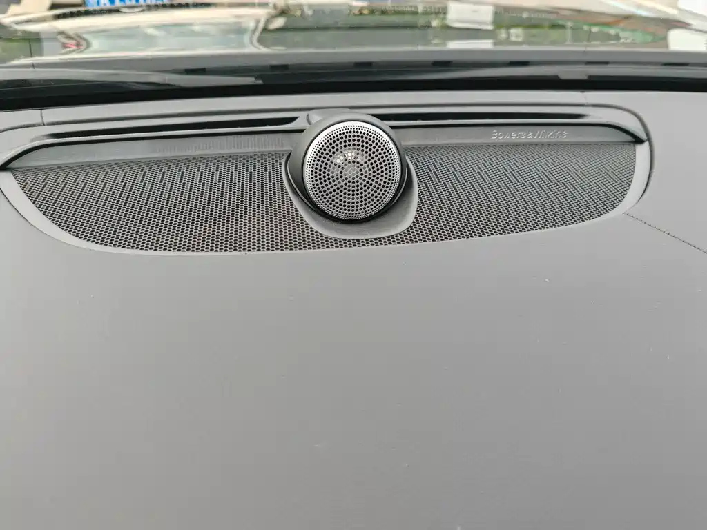 VOLVO S90 2025