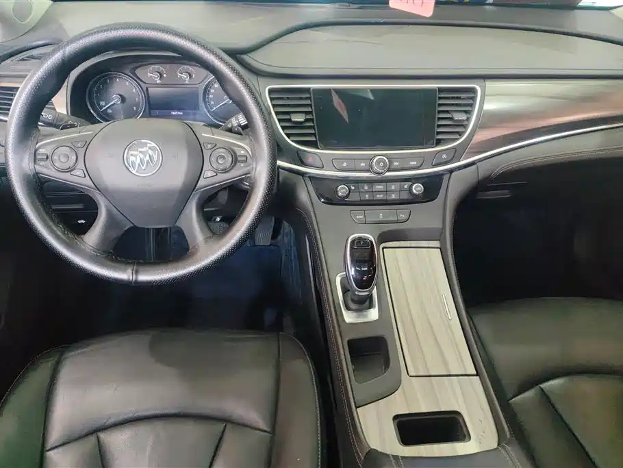 BUICK LACROSSE 2019