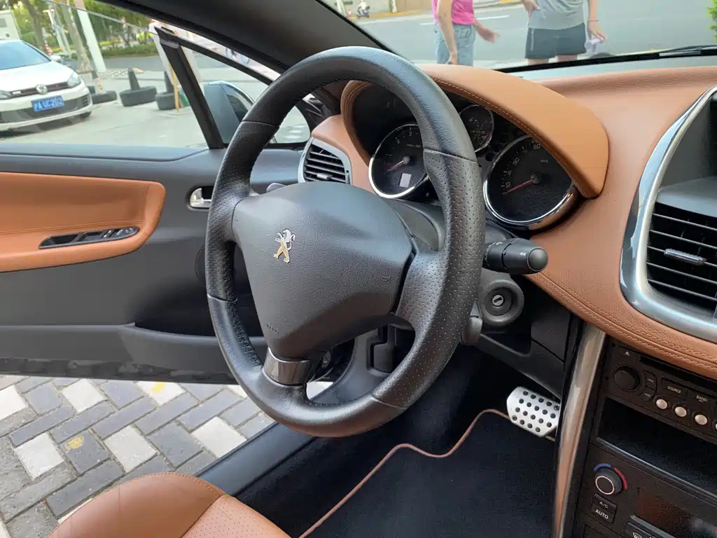 PEUGEOT 207 IMPORT 2014