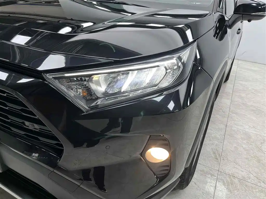 TOYOTA RAV4 RONGFANG 2021