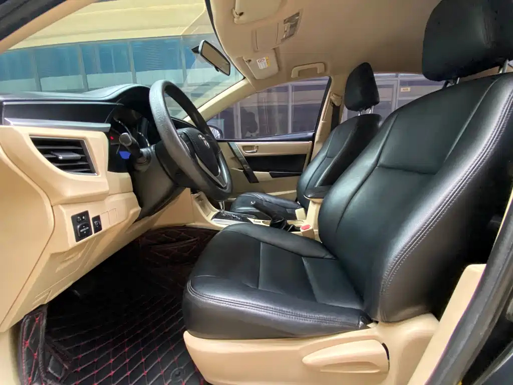 TOYOTA COROLLA 2014