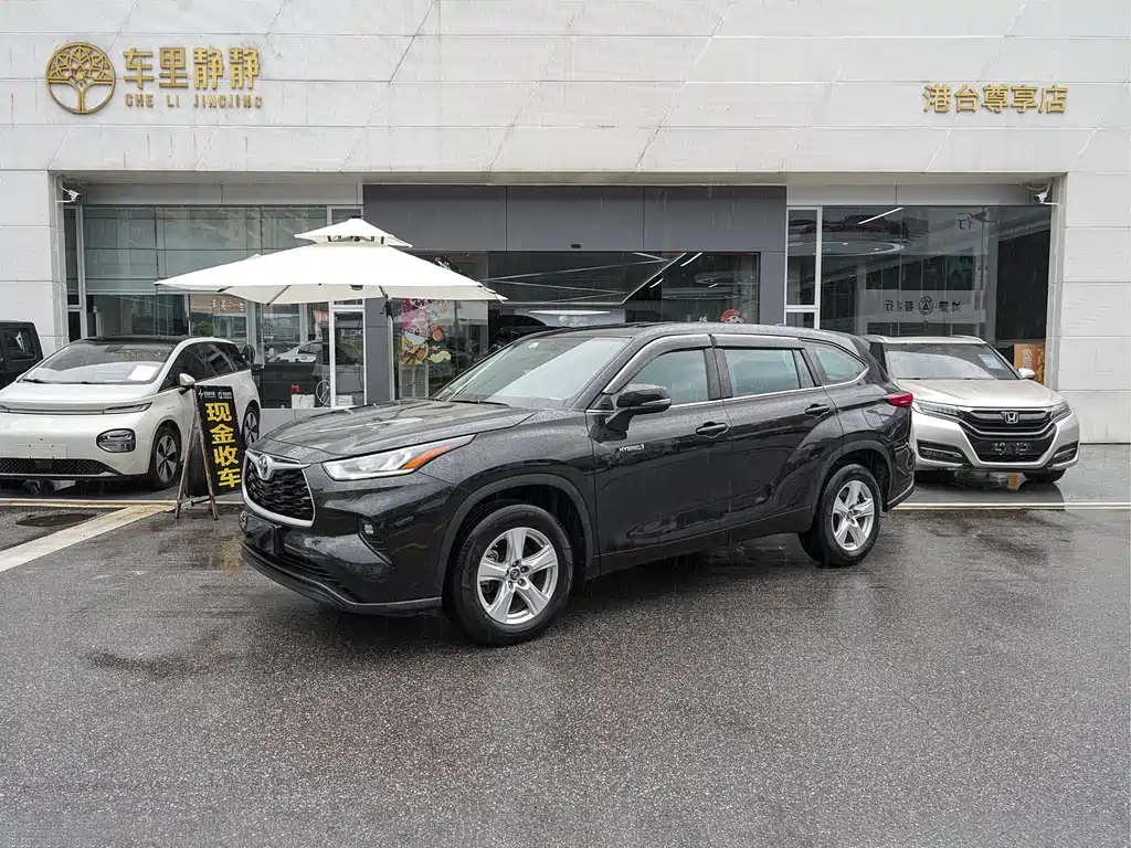 TOYOTA HIGHLANDER 2022