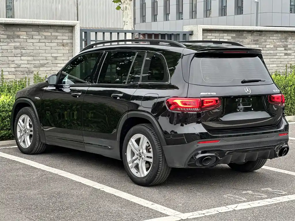 MERCEDES BENZ GLB 2022