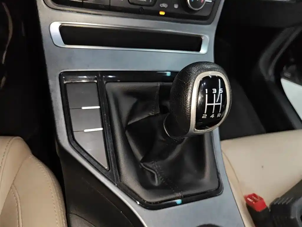 GEELY AUTO EMGRAND 2018