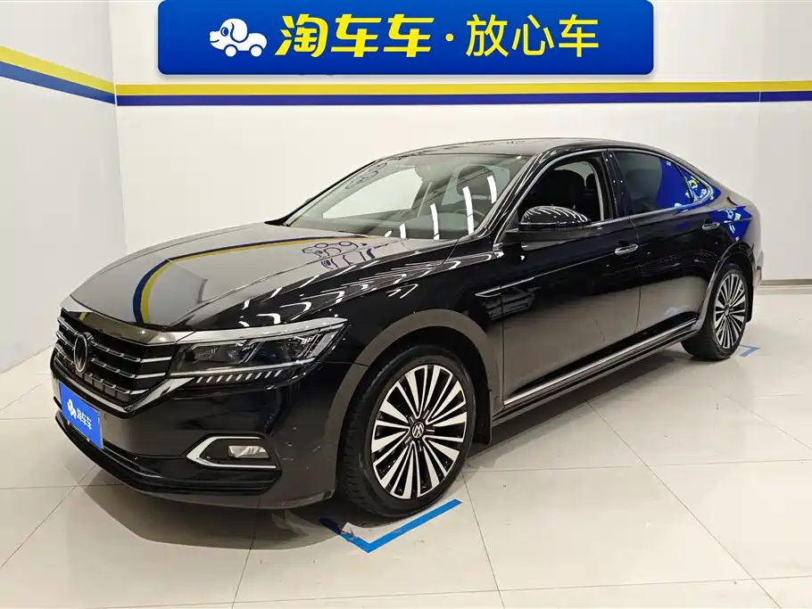 VOLKSWAGEN PASSAT 2020