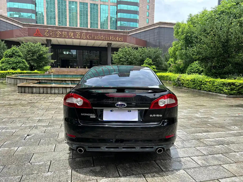 FORD MONDEO - WINNER 2010