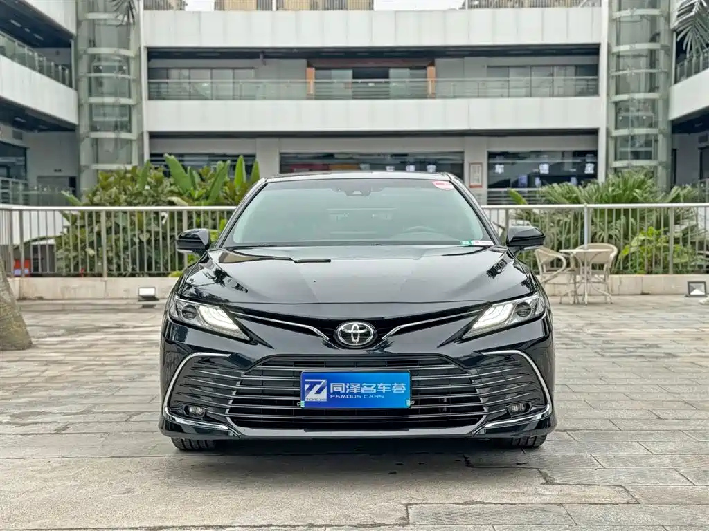 TOYOTA CAMRY 2022