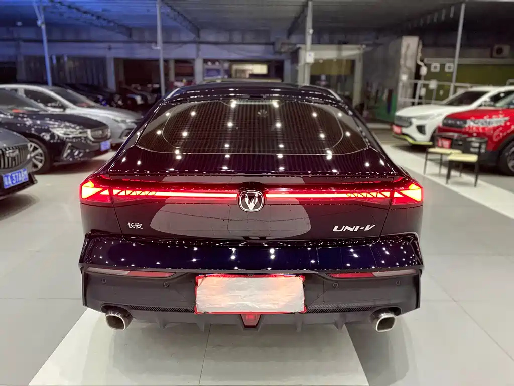 CHANGAN UNI-V 2023