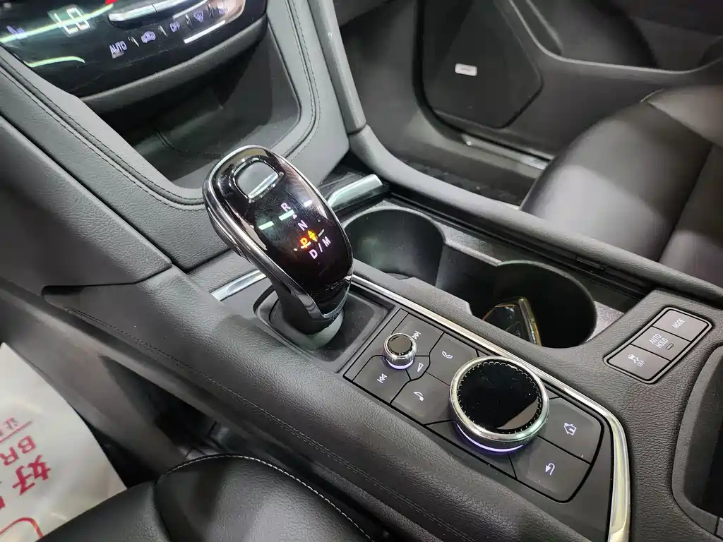 CADILLAC XT5 2023