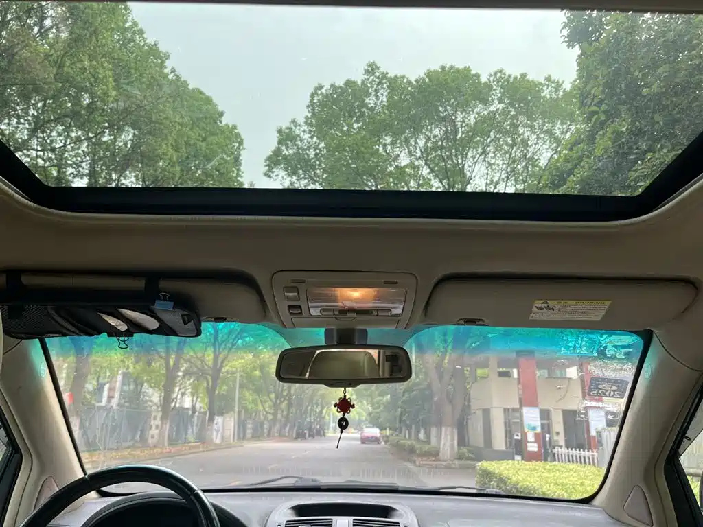 BYD S6 2012