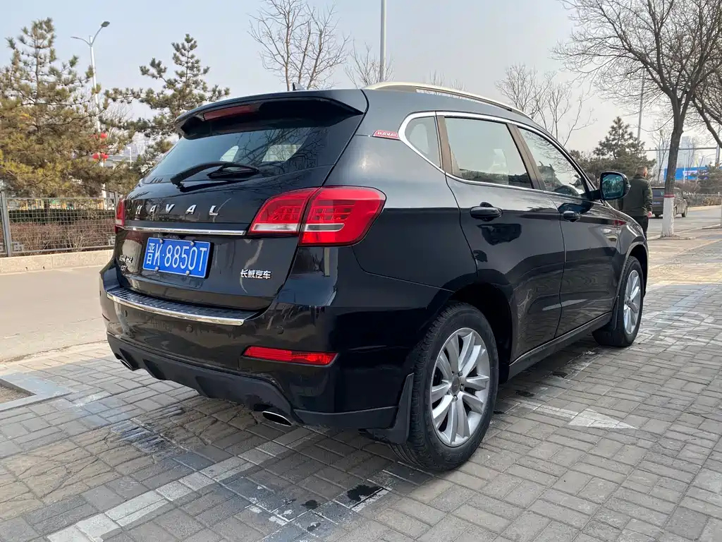 HAVAL H2 2015
