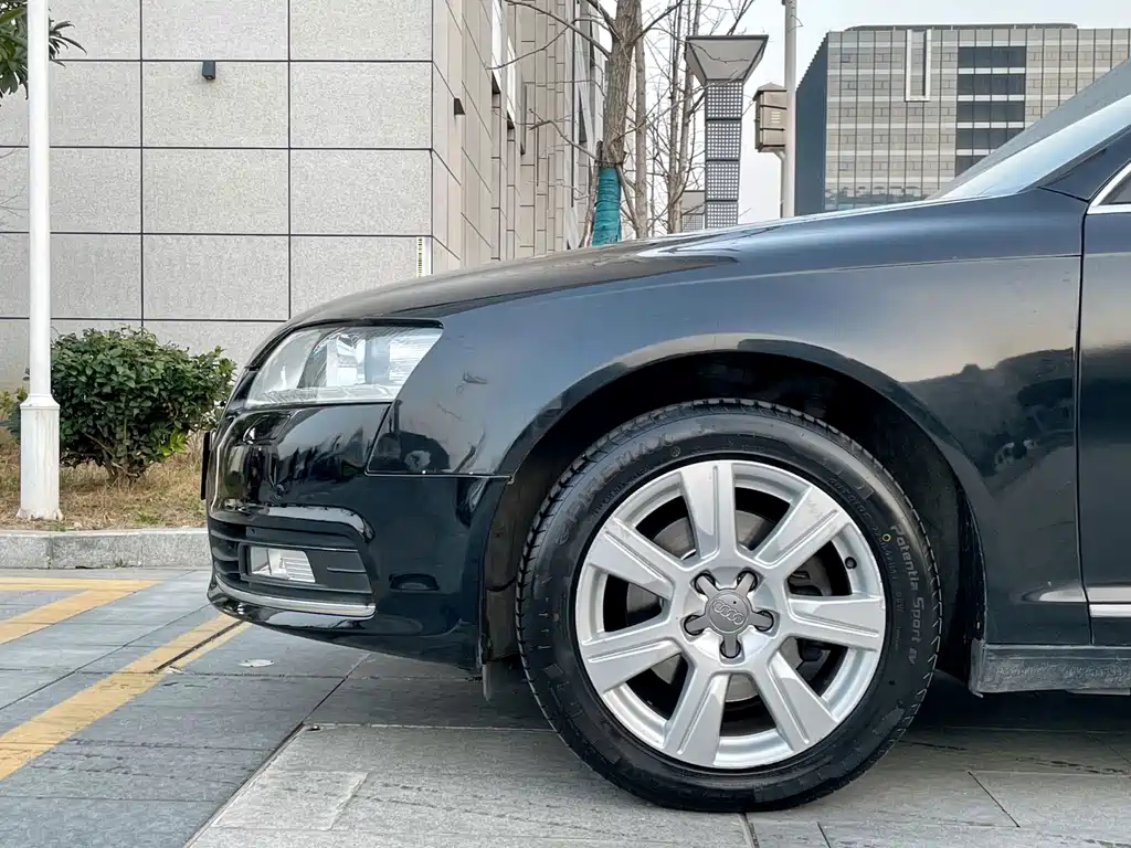 AUDI A6L 2010