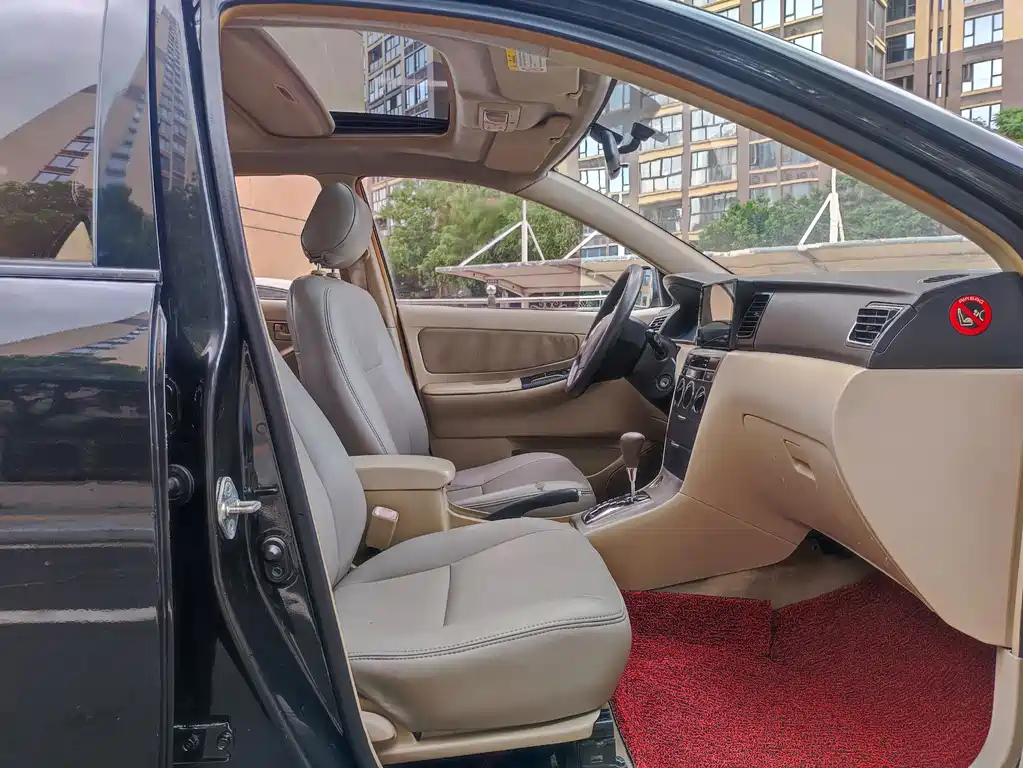 TOYOTA COROLLA 2013
