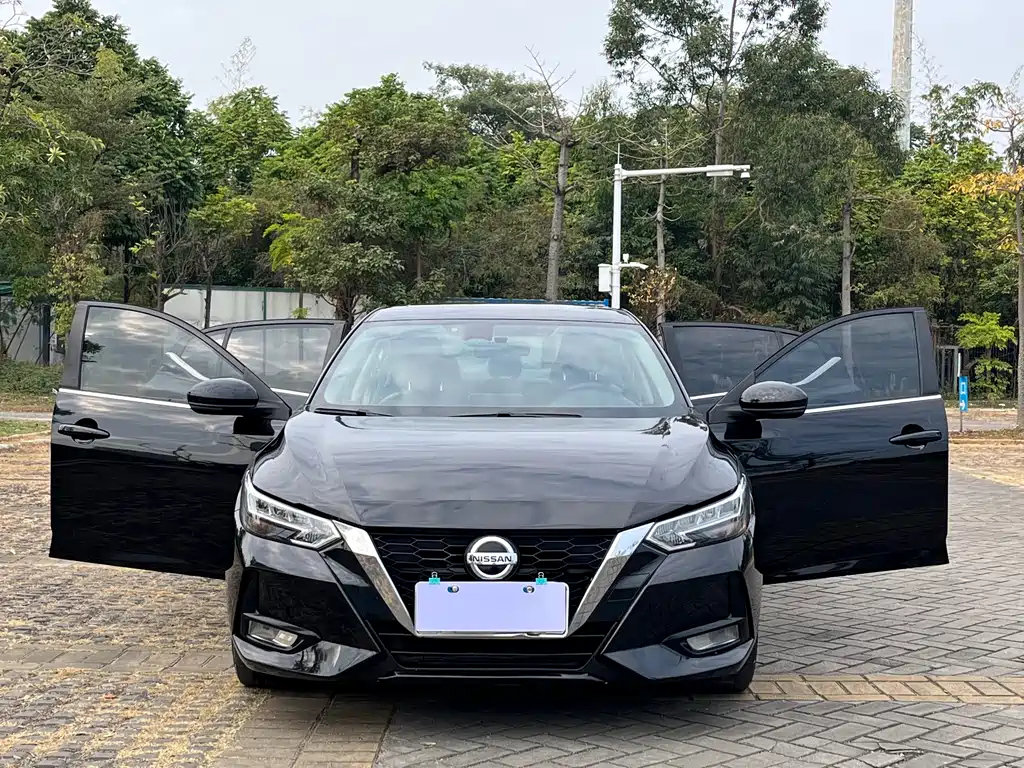 NISSAN SYLPHY 2020
