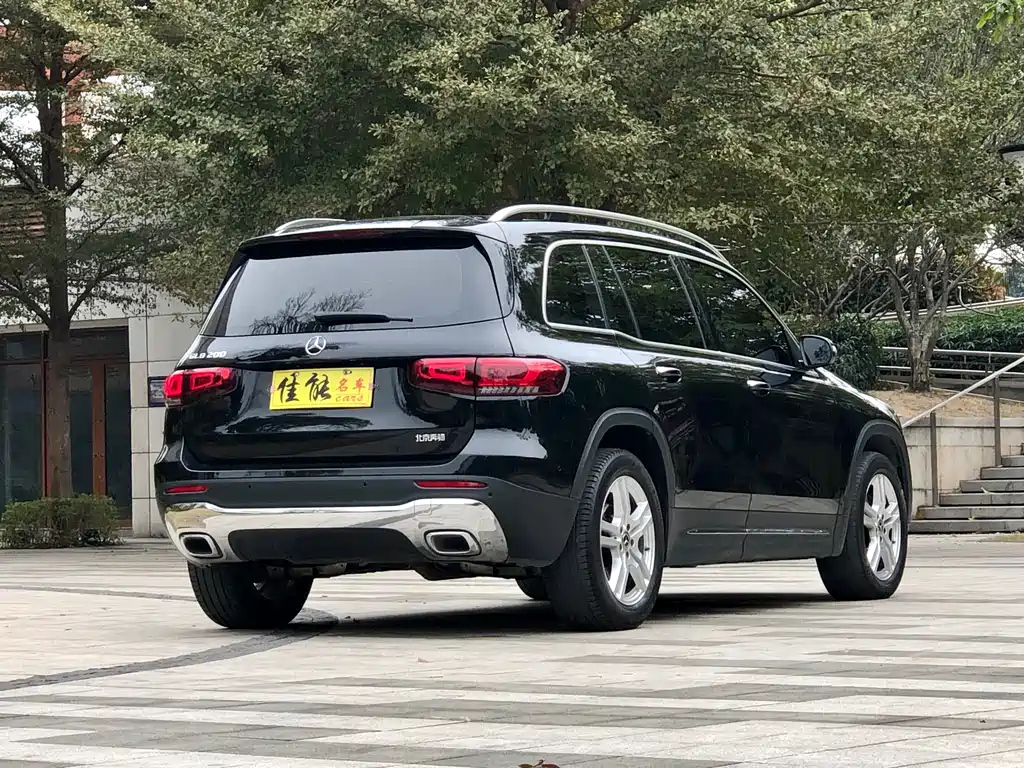 MERCEDES BENZ GLB 2021
