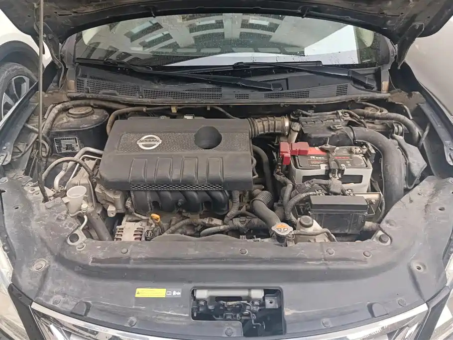 NISSAN SYLPHY 2013