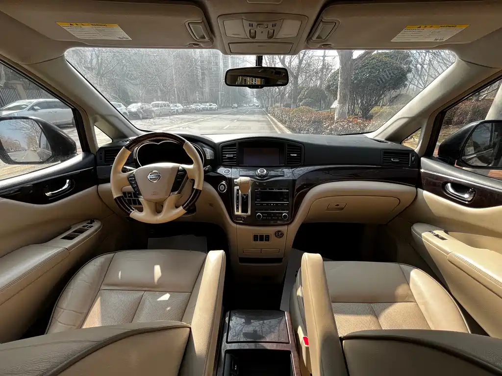 NISSAN QUEST 2014