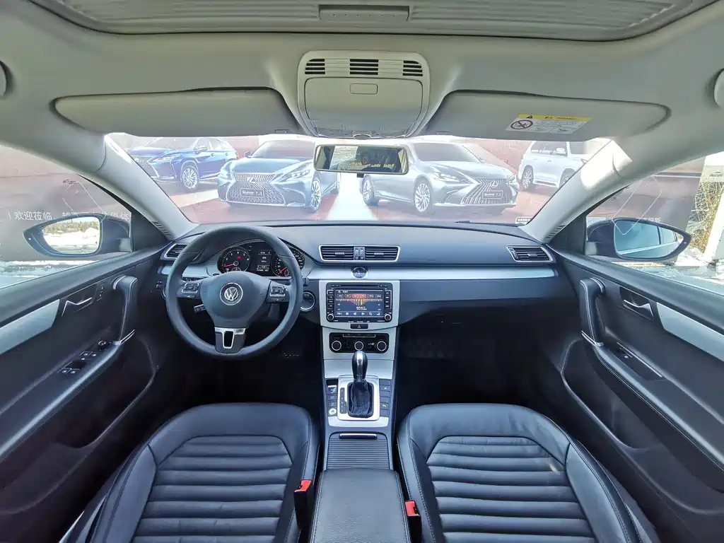 VOLKSWAGEN MAGOTAN 2016