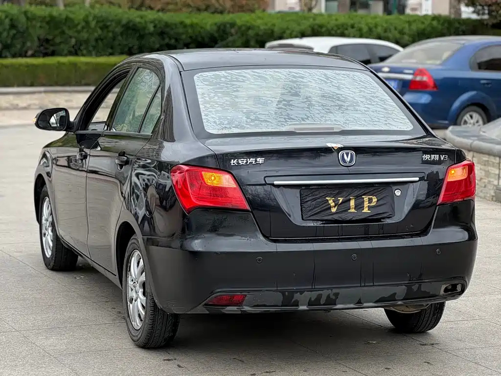 CHANGAN ALSVIN V3 2015
