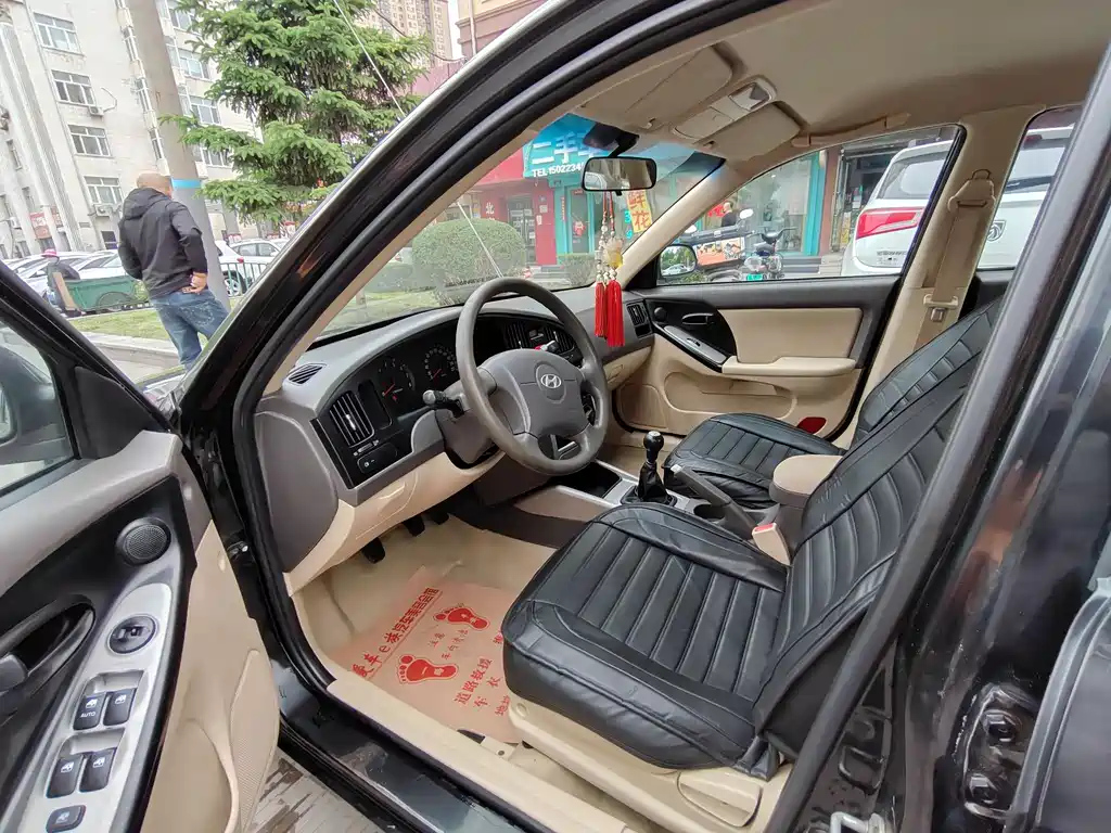 HYUNDAI ELANTRA 2009
