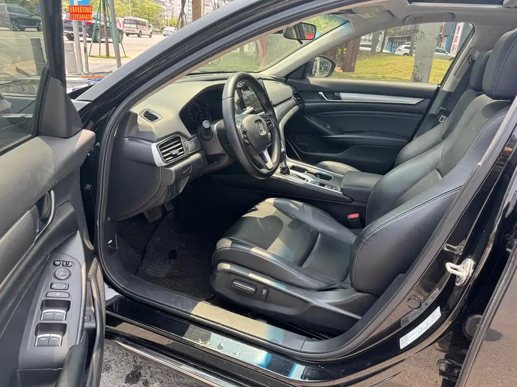 HONDA ACCORD 2018