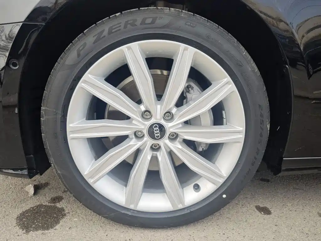 AUDI A6L 2024