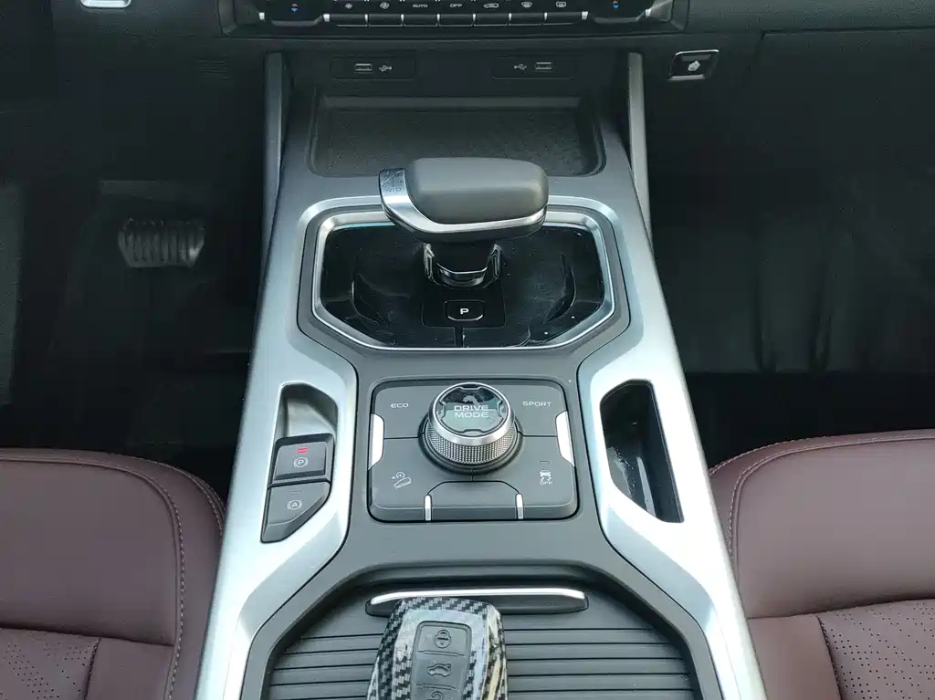 GEELY AUTO HAOYUE 2022