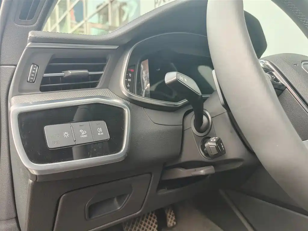 AUDI A6L 2021