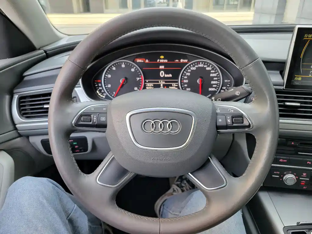 AUDI A6L 2014