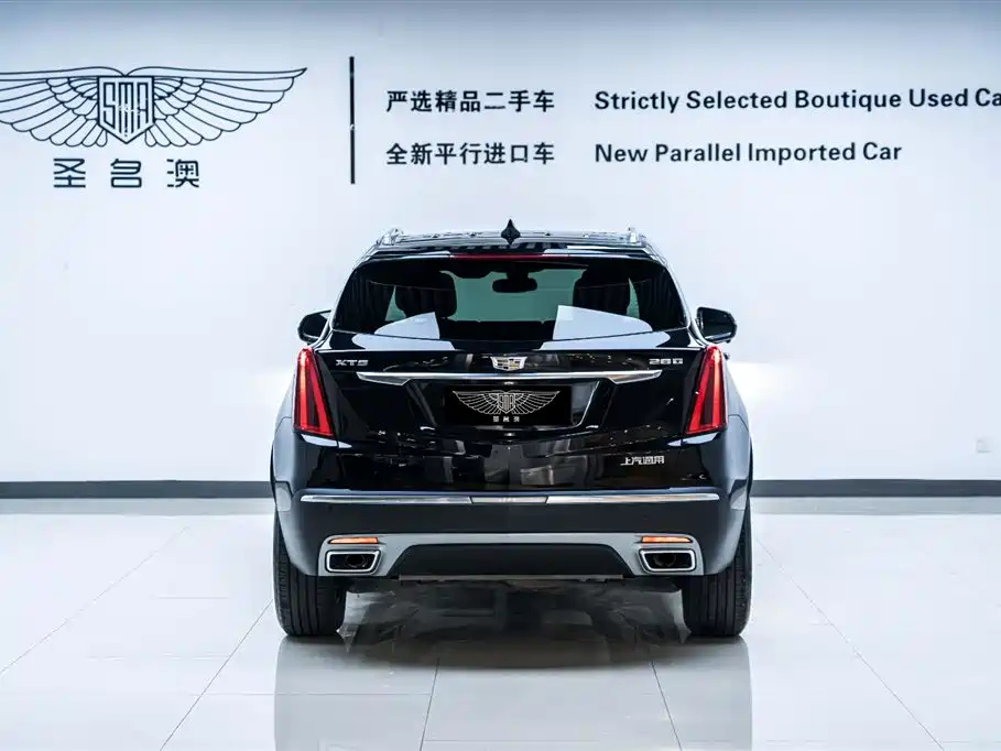 CADILLAC XT5 2021