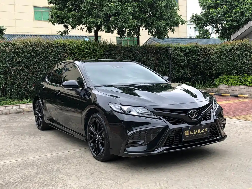 TOYOTA CAMRY 2023