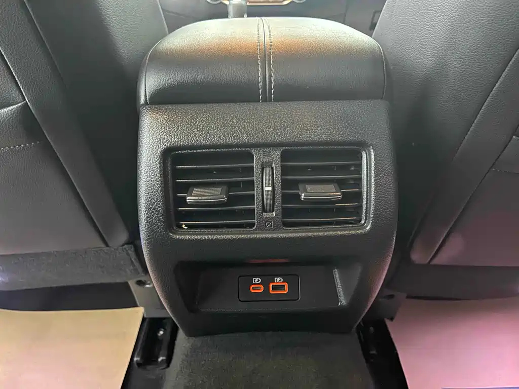 NISSAN TEANA 2021