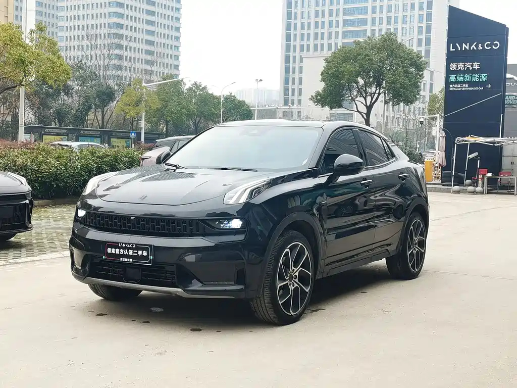LYNK&CO 05 2021
