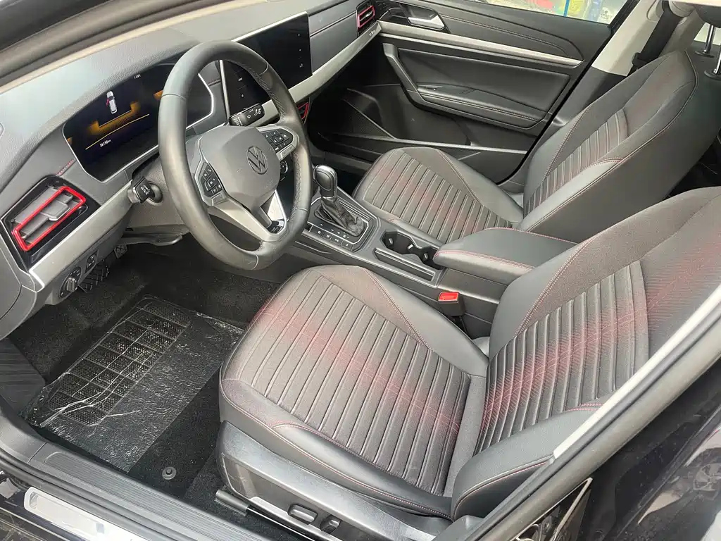 VOLKSWAGEN LAVIDA 2022