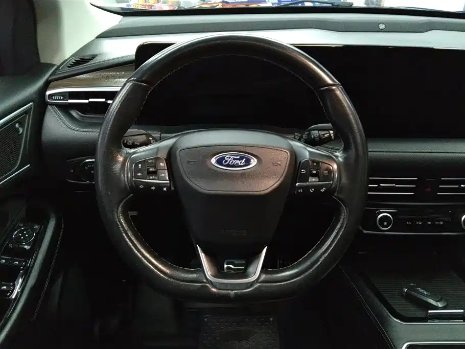 FORD EDGE 2021