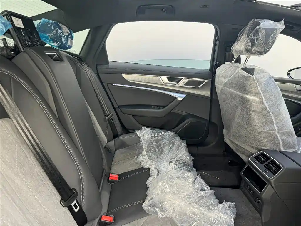 AUDI A6L 2024