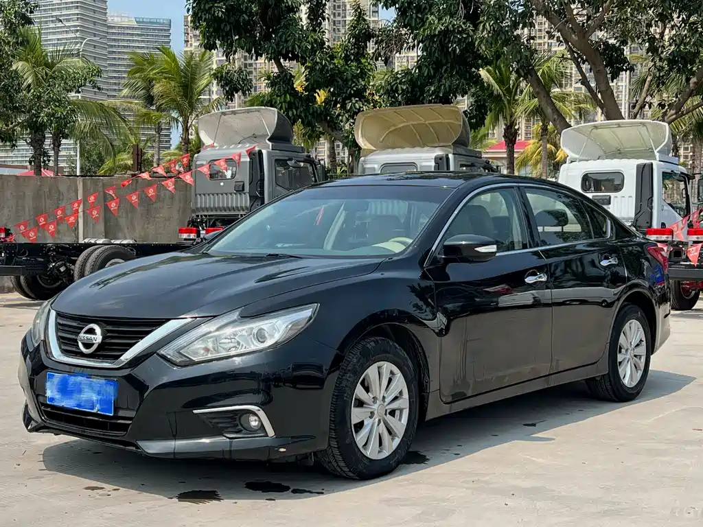 NISSAN TEANA 2016