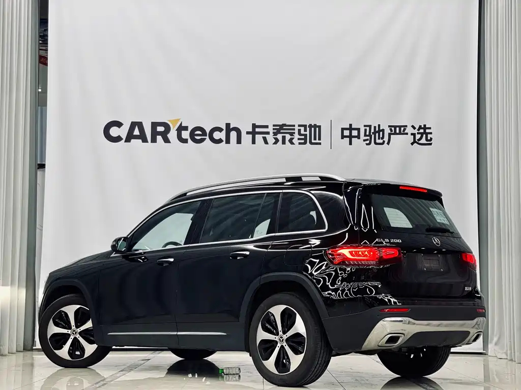 MERCEDES BENZ GLB 2022
