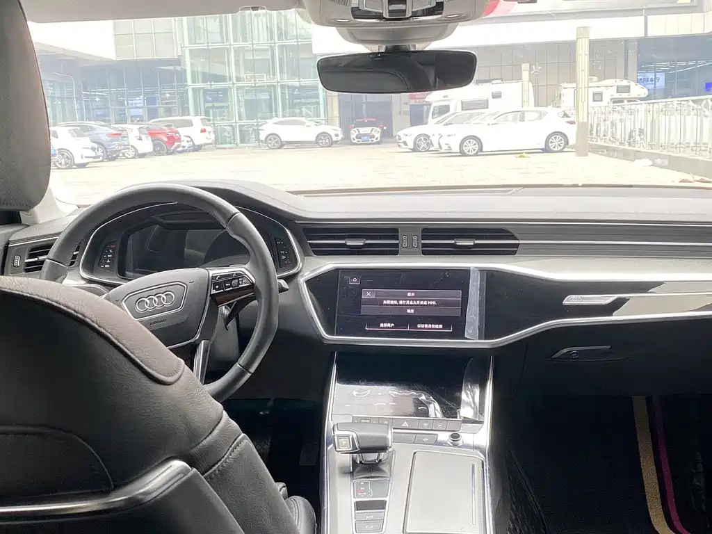 AUDI A6L 2021