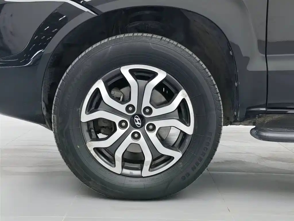 HYUNDAI TUCSON 2014