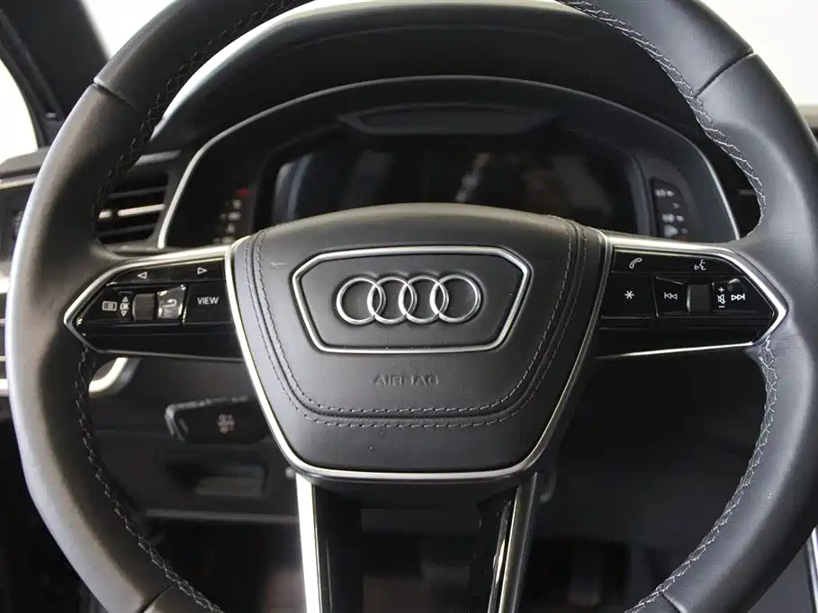 AUDI A6L 2023