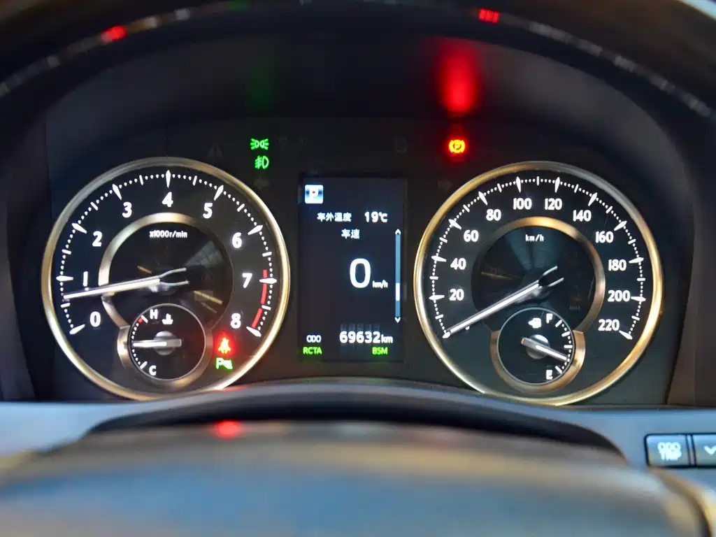 TOYOTA ALPHARD 2018